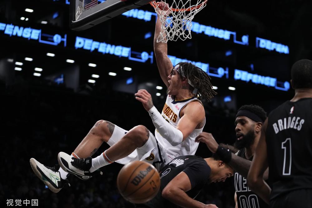 戴维森社媒：很高兴完成西海岸首秀，相信开心情绪会贯穿整个赛季.