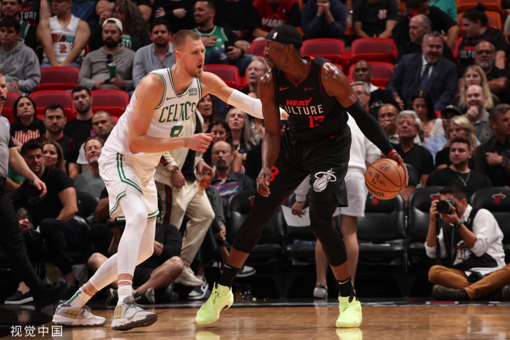 年轻球员的 年轻球员的