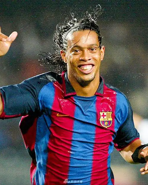 靠团队协作 靠团队协作